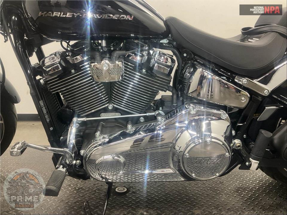 2025 Harley-Davidson FXBR BREAKOUT — фото 7