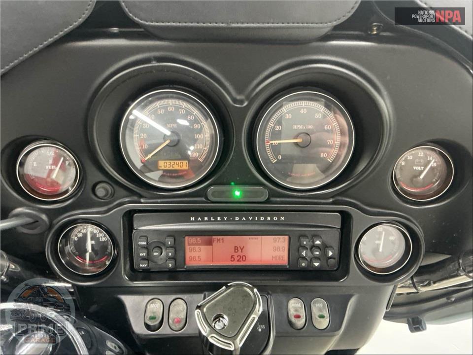 2012 Harley-Davidson FLHTCU UL CLSC EL GLIDE — фото 5