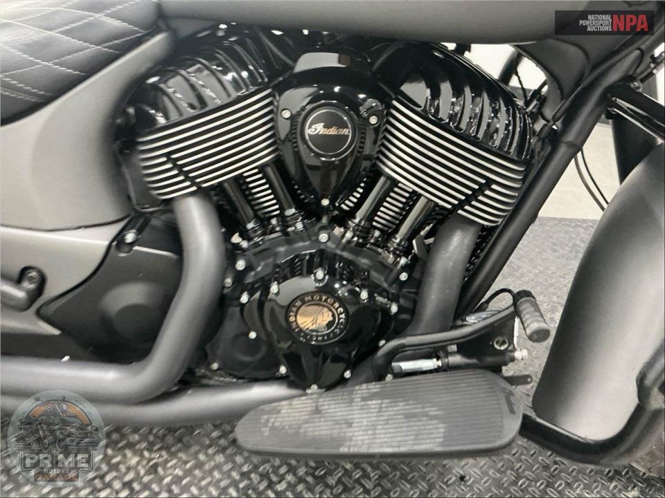 2020 Indian Motorcycle CHIEFTAIN DARK HORSE (SMOKE) — фото 6