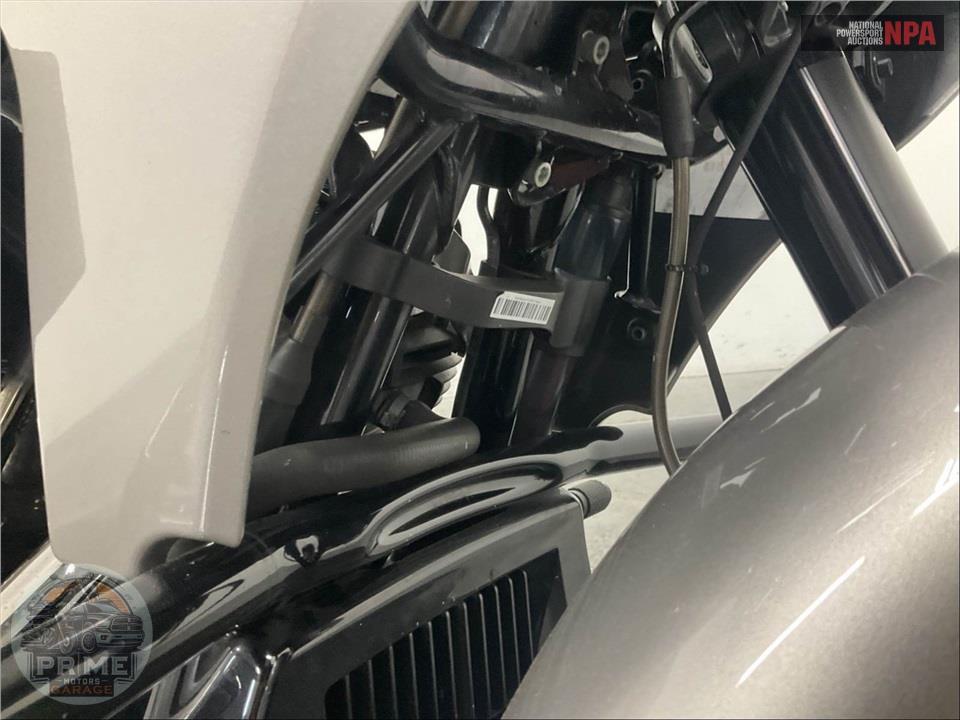2023 Harley-Davidson FLTRXSE CVO ROAD GLIDE — фото 11
