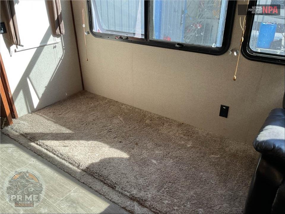 2018 Keystone Rv M-385 BG - AVALANCHE FIFTH WHEEL SERIES — фото 10