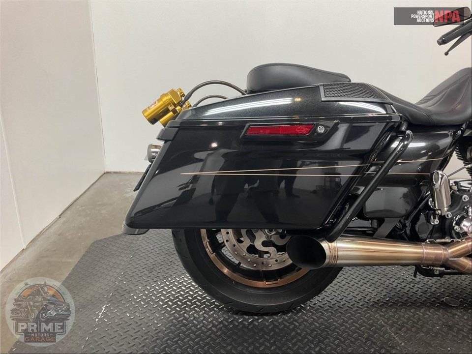 2016 Harley-Davidson FLTRXS ROAD GLIDE SPECIAL — фото 19