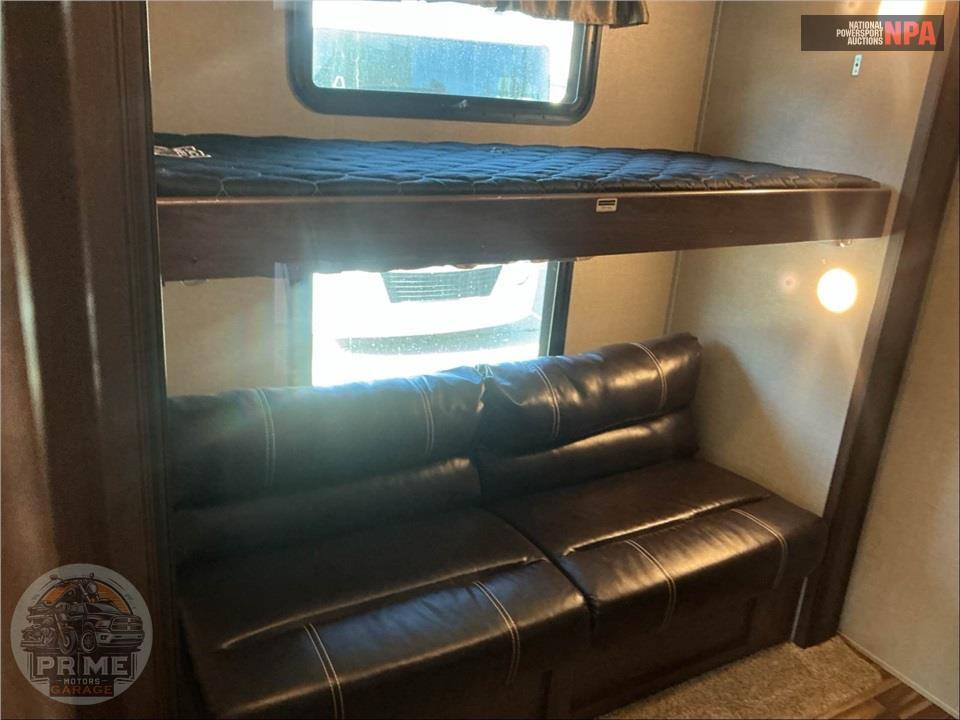 2017 Keystone Rv M-370 BR - MONTANA HIGH COUNTRY FIFTH WHEEL SERIES — фото 11