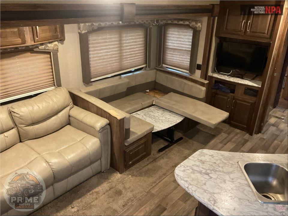 2017 Keystone Rv M-28 RLSWE - COUGAR SERIES — фото 9