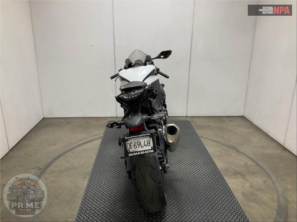 2026 Honda CBR1000RR — фото 4