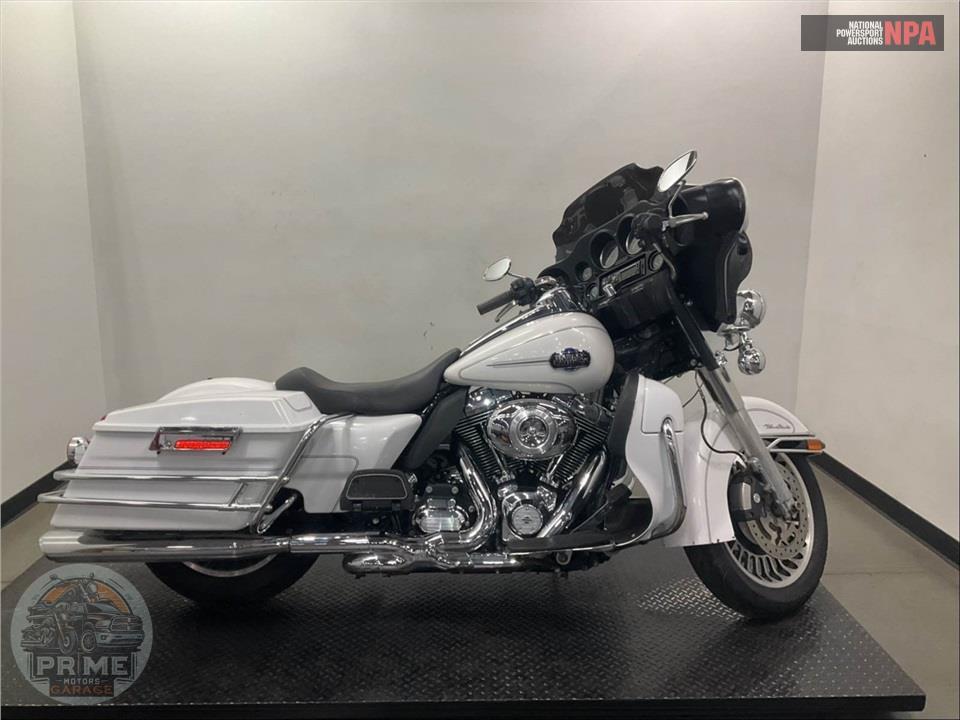 2013 Harley-Davidson FLHTCU UL CLSC EL GLIDE — фото 1