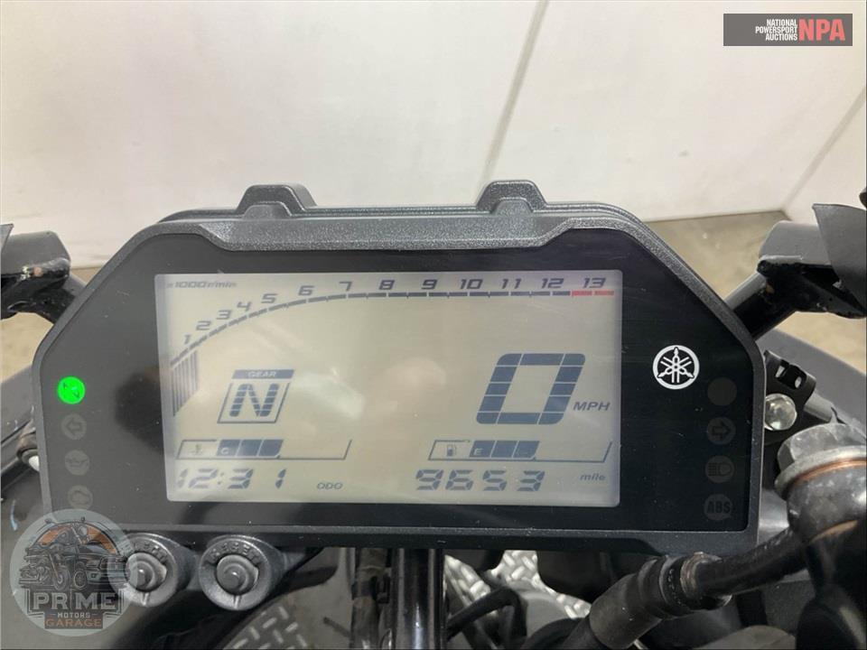2020 Yamaha YZF-R3 — фото 5