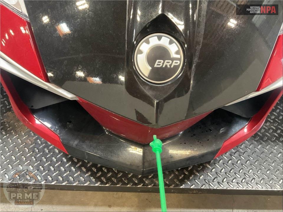 2015 Can-Am SPYDER RT SE6 SPECIAL SERIES — фото 12