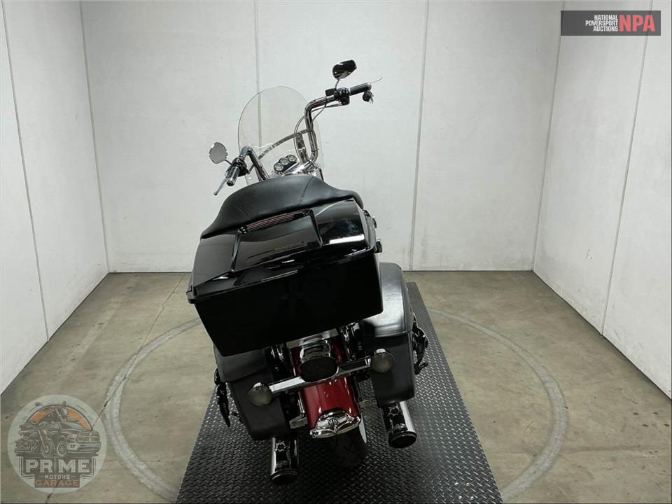 2004 Harley-Davidson FLHRCI ROAD KING CLASSIC — фото 4