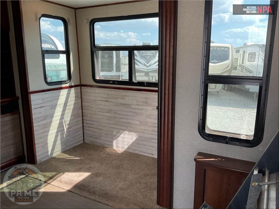 2018 Keystone Rv M-3800 FK - ALPINE FIFTH WHEEL SERIES — фото 7