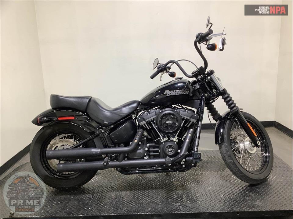 2018 Harley-Davidson FXBB STREET BOB — фото 1