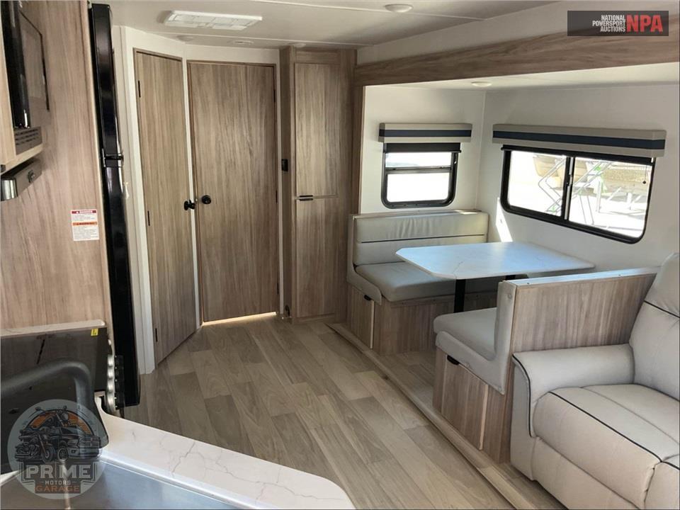 2024 Access By Winnebago M-30BH — фото 6