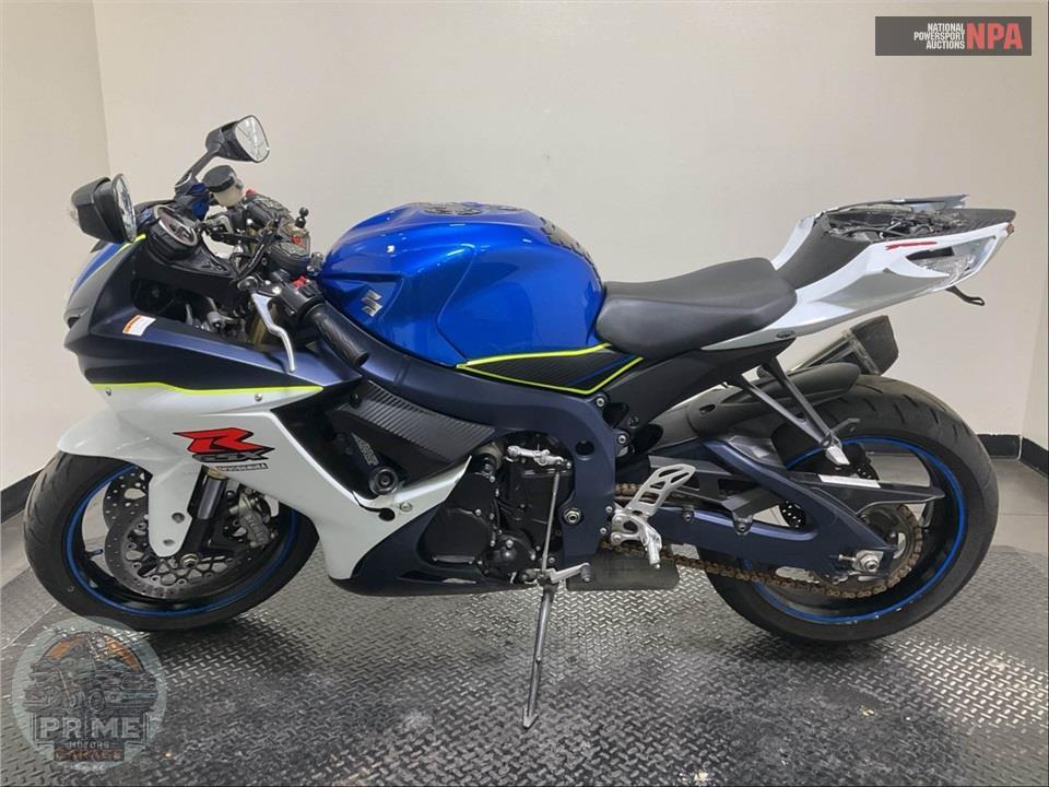 2011 Suzuki GSX-R750L1 — фото 3