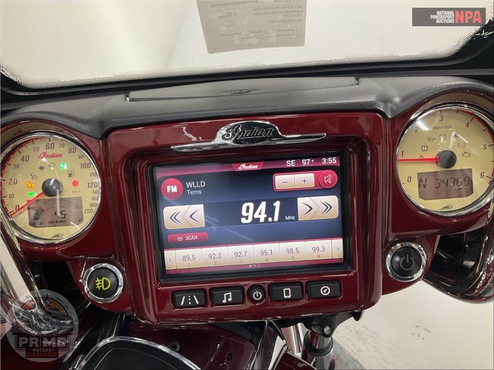 2017 Indian Motorcycle ROADMASTER (BURGUNDY METALLIC) — фото 5