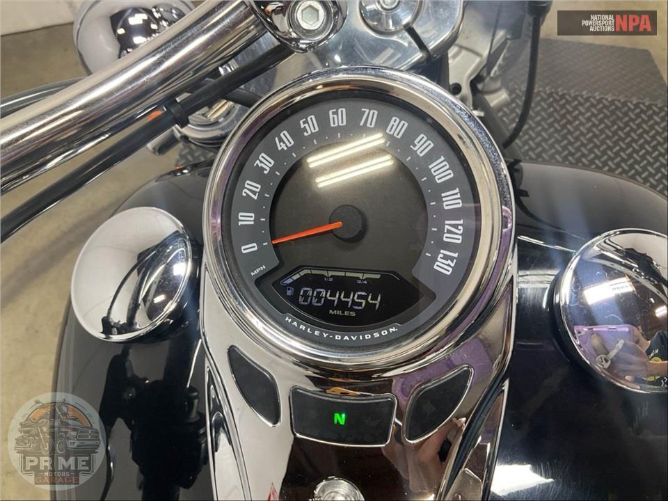 2019 Harley-Davidson FLDE DELUXE — фото 5