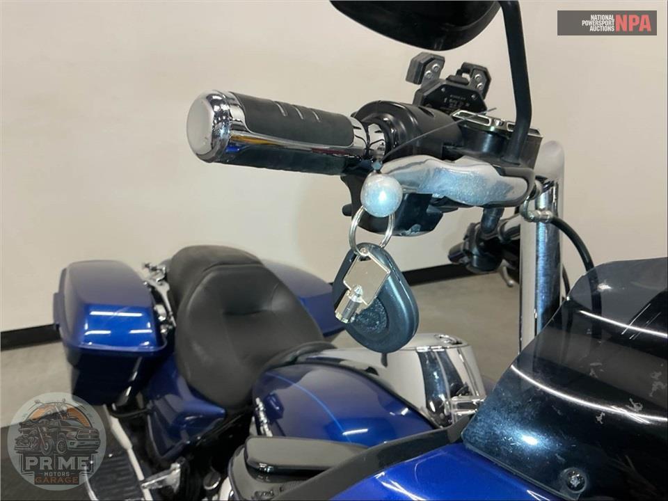 2015 Harley-Davidson FLTRXS ROAD GLIDE SPECIAL — фото 12