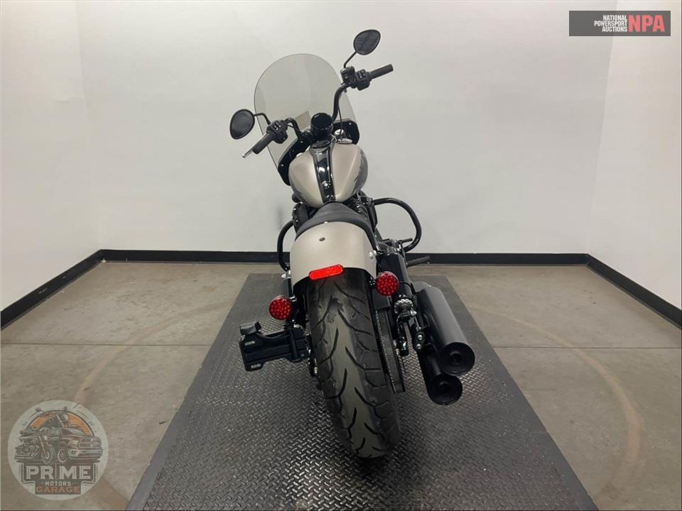 2023 Indian Motorcycle CHIEF BOBBER DARK HORSE (SMOKE) — фото 4