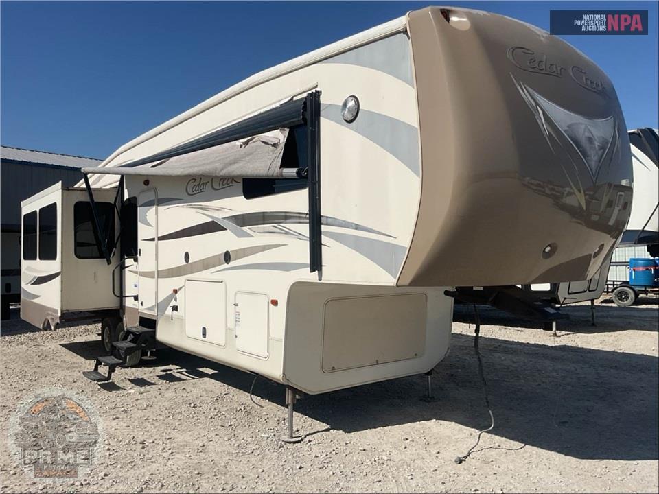 2015 Cedar Creek M-36CKTS - HATHAWAY FIFTH WHEEL SERIES — фото 1