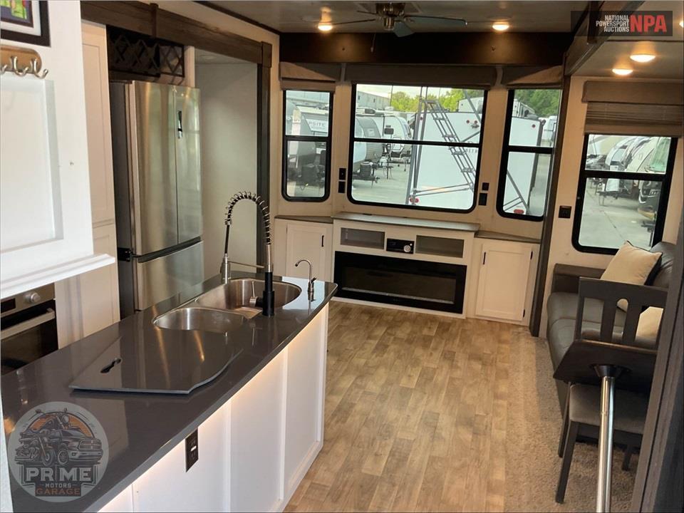 2021 Keystone Rv M-39 MBNK - RETREAT SERIES — фото 6