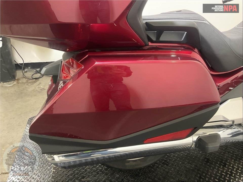 2023 Honda GL1800D GOLDWING TOUR DCT — фото 17
