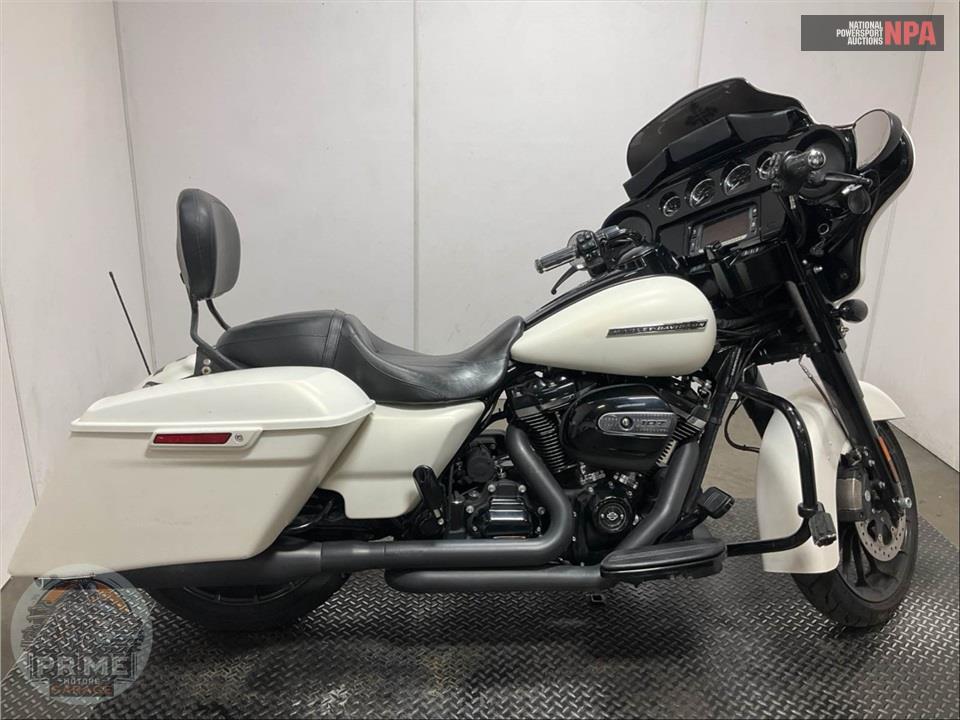 2018 Harley-Davidson FLHXS STREET GLIDE SPECIAL — фото 1