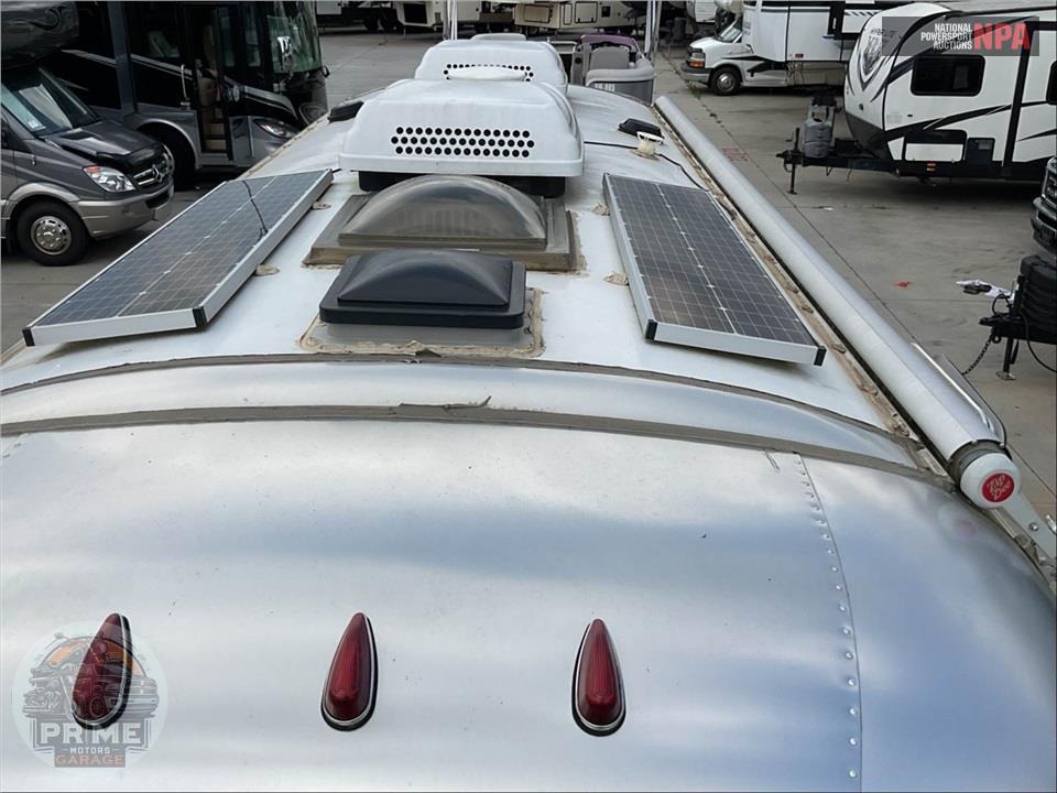 2022 Airstream M-25FB TWIN - FLYING CLOUD SERIES — фото 32
