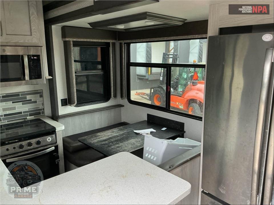 2021 Keystone Rv M-377 FL - MONTANA HIGH COUNTRY FIFTH WHEEL SERIES — фото 13