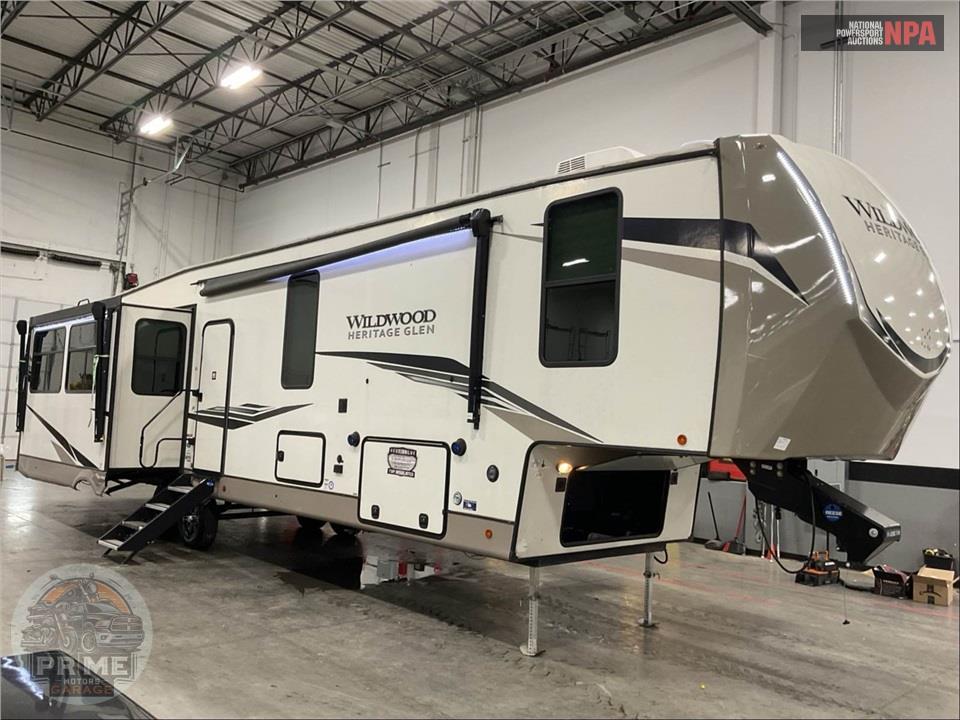 2022 Wildwood By Forest River M-369BL - HERITAGE GLEN FIFTH WHEEL SERIES — фото 1