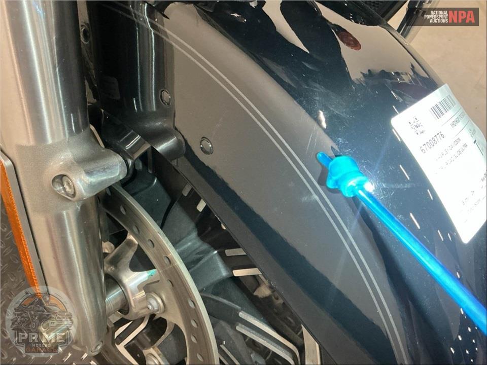 2019 Harley-Davidson FLTRU ROAD GLIDE ULTRA — фото 15