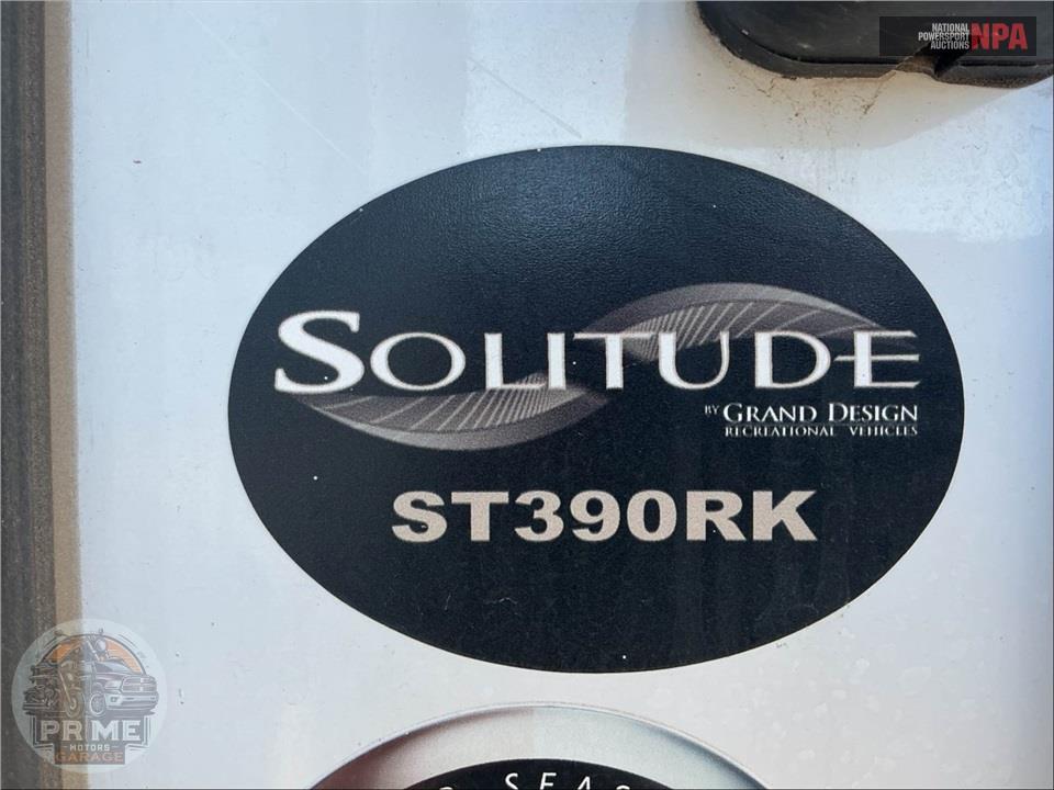 2022 Grand Design Recreational Vehicles M-390RK - SOLITUDE FIFTH WHEEL SERIES — фото 5