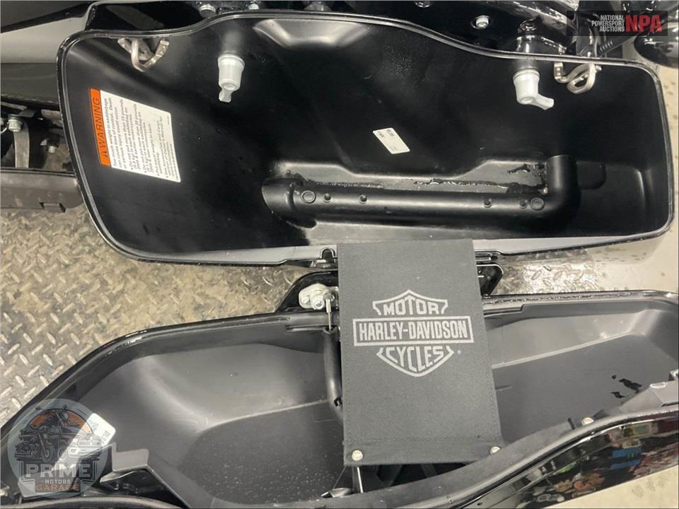 2022 Harley-Davidson FLTRXS ROAD GLIDE SPECIAL — фото 15