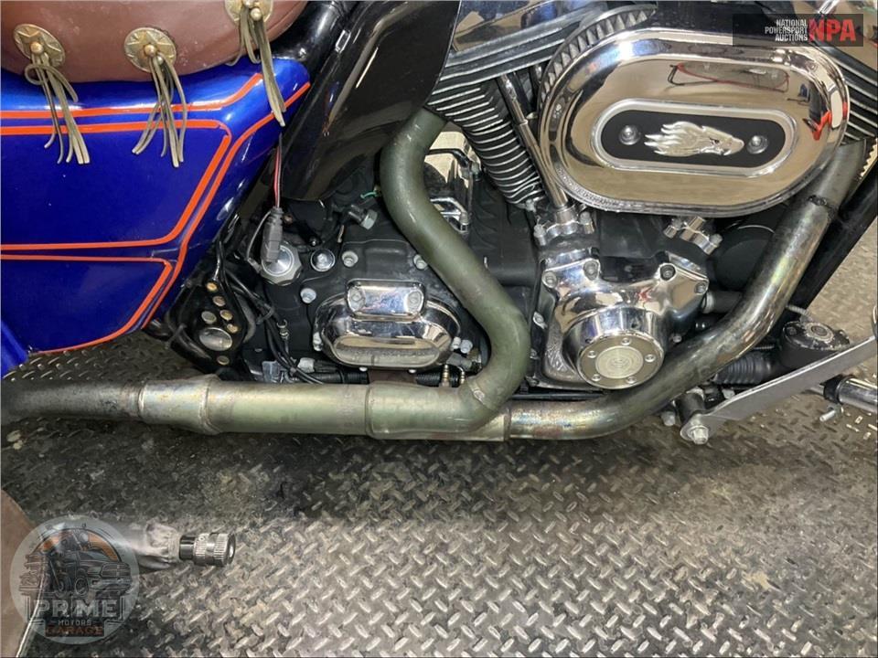 2010 Harley-Davidson FLHTCUTG TRIGLIDE ULTRA CLASSIC — фото 10