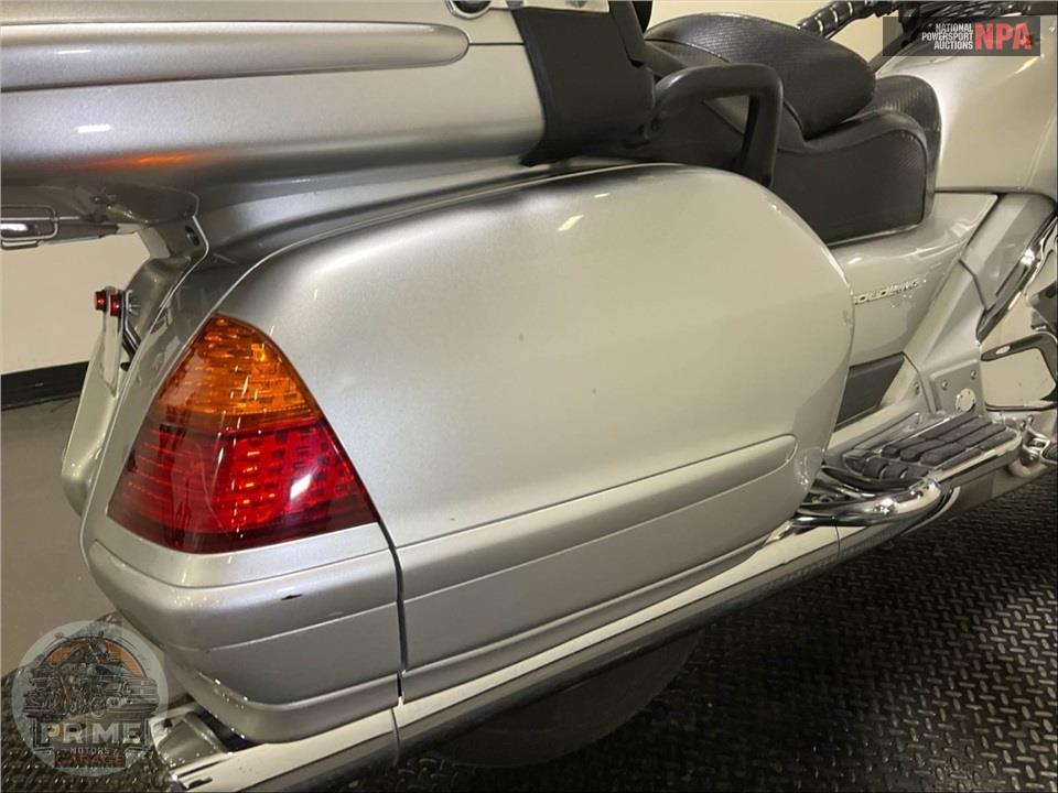 2005 Honda GL18005 GOLDWING — фото 26