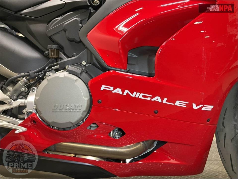 2024 Ducati PANIGALE V2 — фото 6