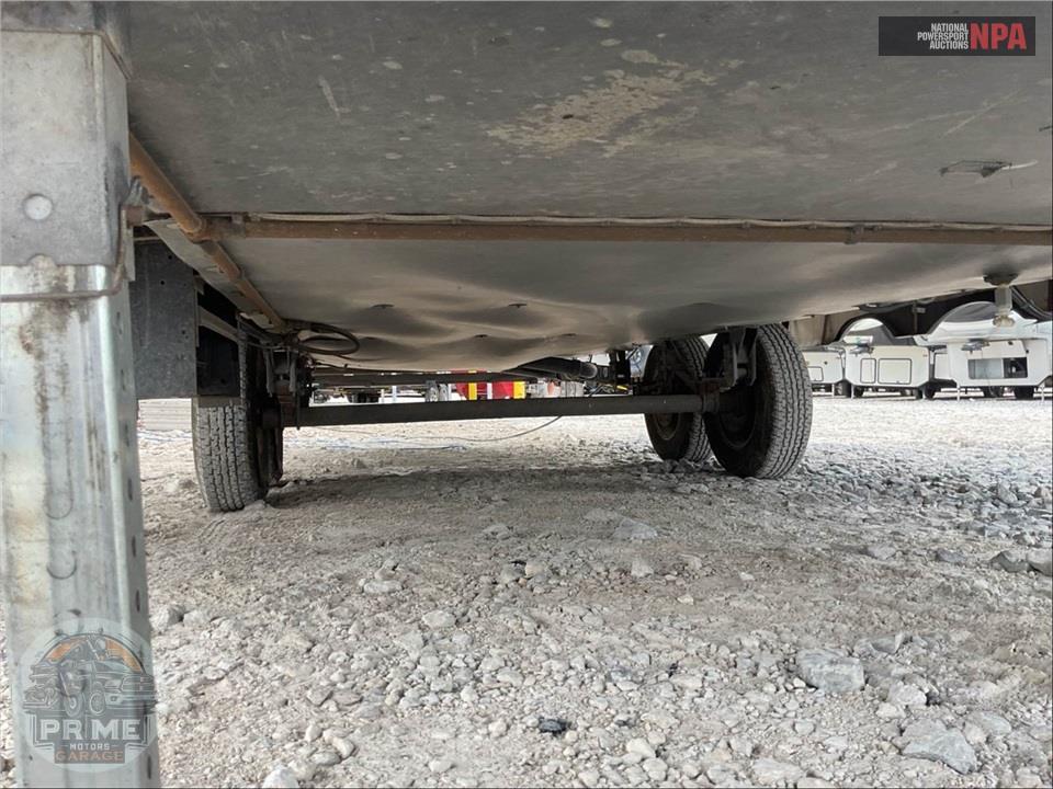 2013 Crossroads Rv M-26 RB - SUNSET TRAIL RESERVE FIFTH WHEEL SERIES — фото 36