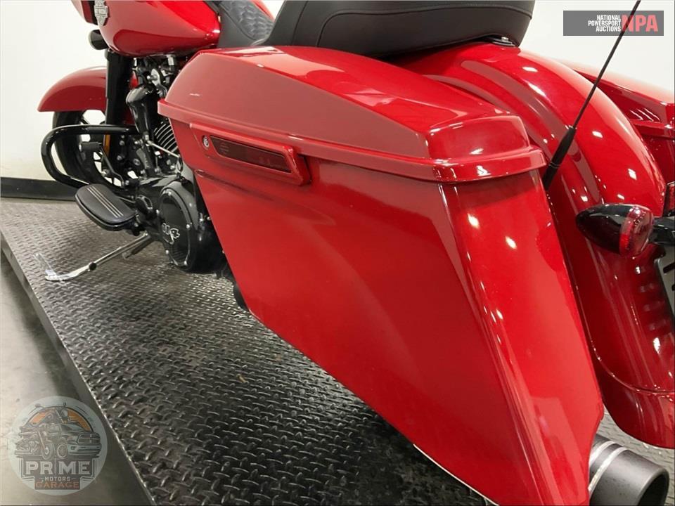 2022 Harley-Davidson FLHXS STREET GLIDE SPECIAL — фото 17