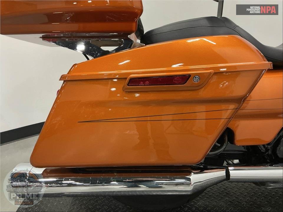 2015 Harley-Davidson FLHXS STREET GLIDE SPECIAL — фото 18