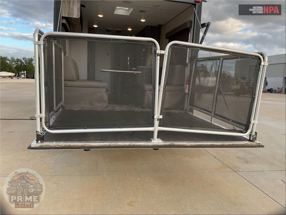2019 Salem By Forest River M-210RT FSX TOY HAULER SERIES — фото 25