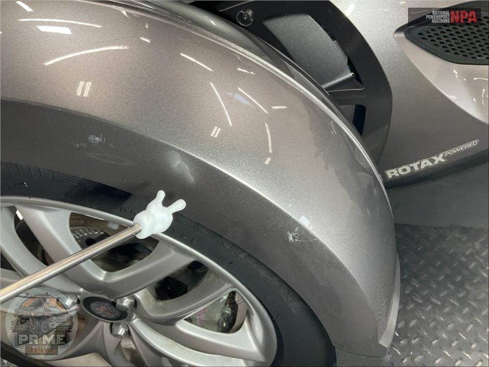 2013 Can-Am SPYDER ST-S SM5 — фото 18