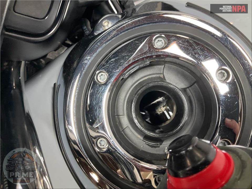 2025 Harley-Davidson FLHXU STEET GLIDE ULTRA — фото 17
