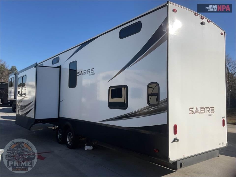 2022 Sabre By Forest River M-37FLL - FIFTH WHEEL SERIES — фото 2