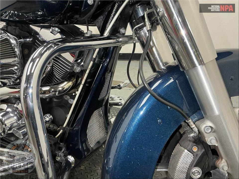 2016 Harley-Davidson FLHXS STREET GLIDE SPECIAL — фото 11