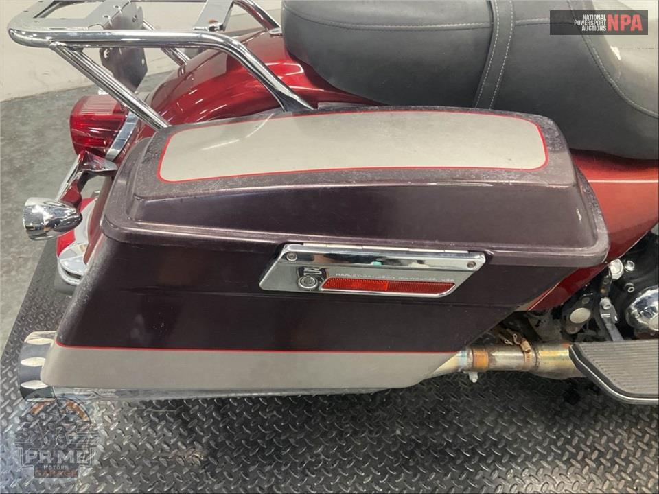 2009 Harley-Davidson FLHTCU ULTRA CLASSIC ELECTRA GLIDE — фото 28