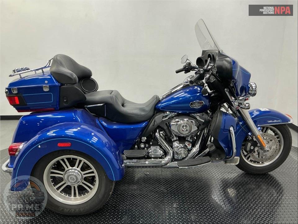 2010 HARLEY-DAVIDSON FLHTCUTG TRIGLIDE ULTRA CLASSIC