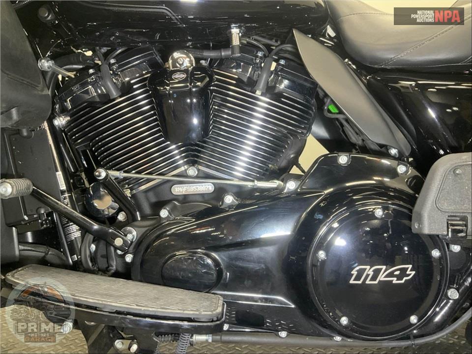 2025 Harley-Davidson FLHTCUTG TRI GLIDE ULTRA CLASSIC — фото 7