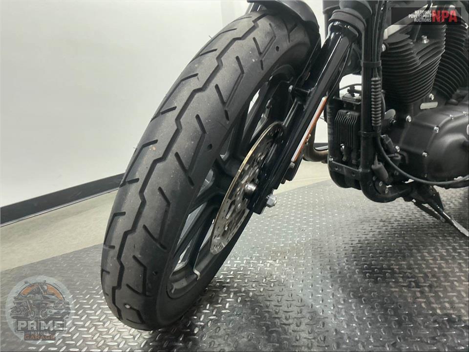 2021 Harley-Davidson XL883N IRON — фото 17
