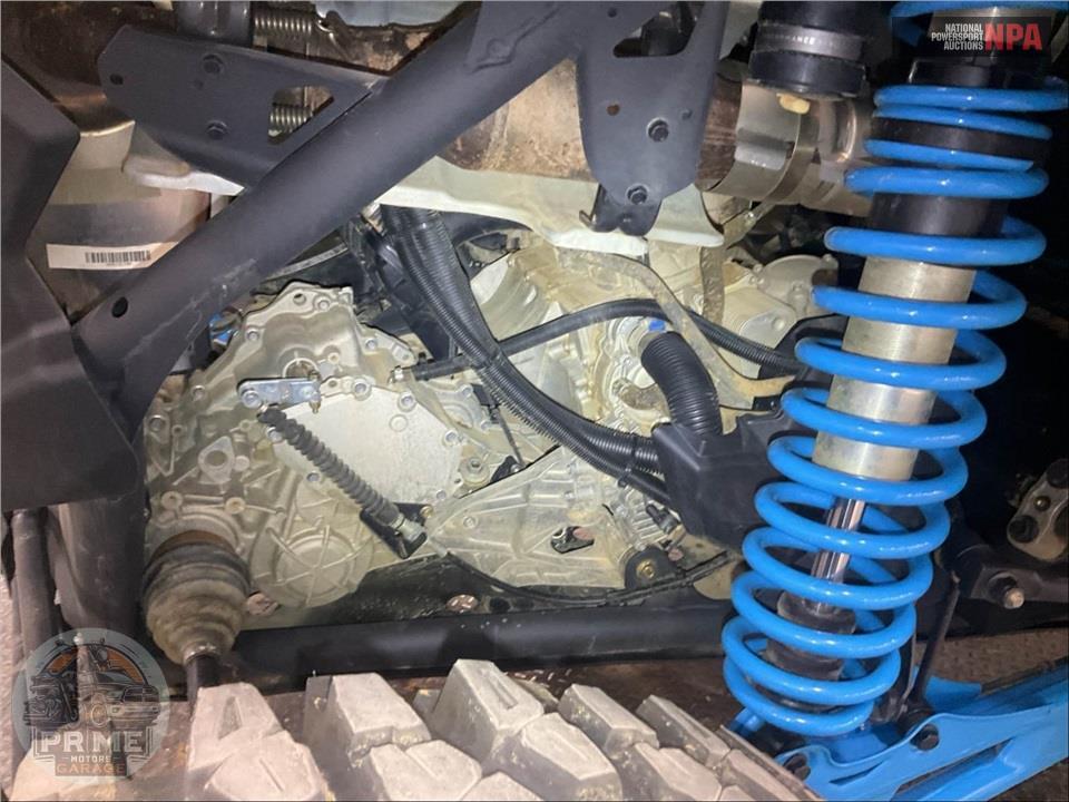 2021 Can-Am MAVERICK X3 DS TURBO — фото 9