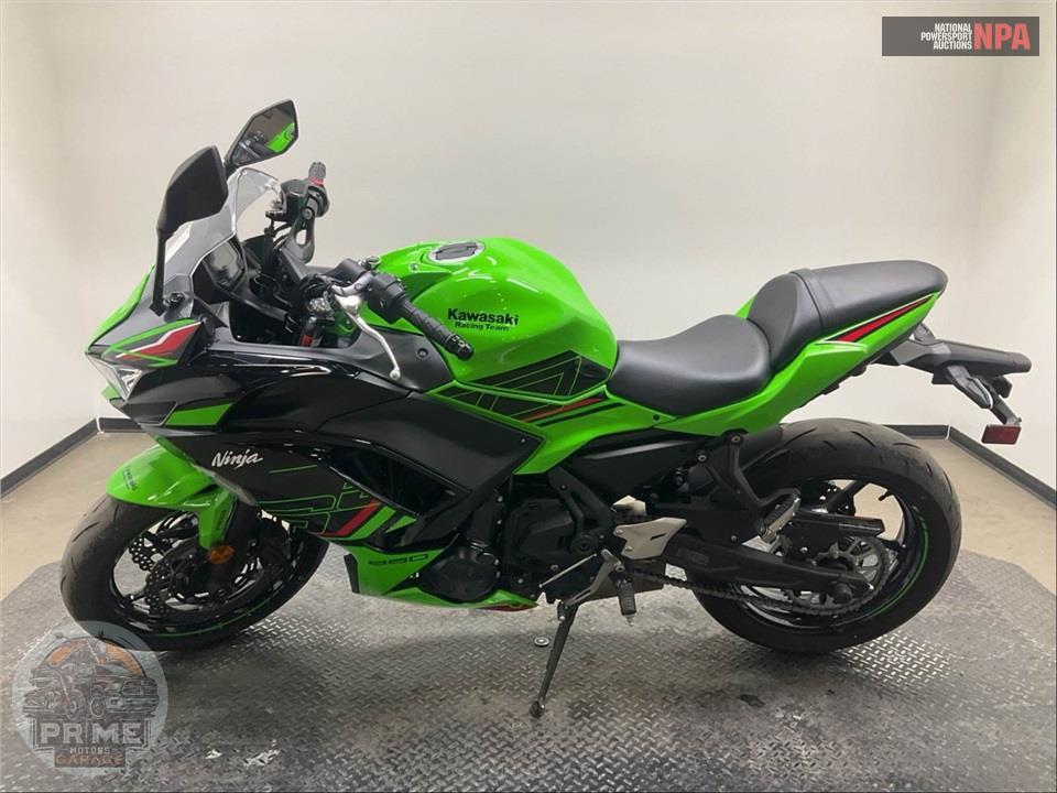2024 Kawasaki NINJA 650 ABS KRT EDITION — фото 3
