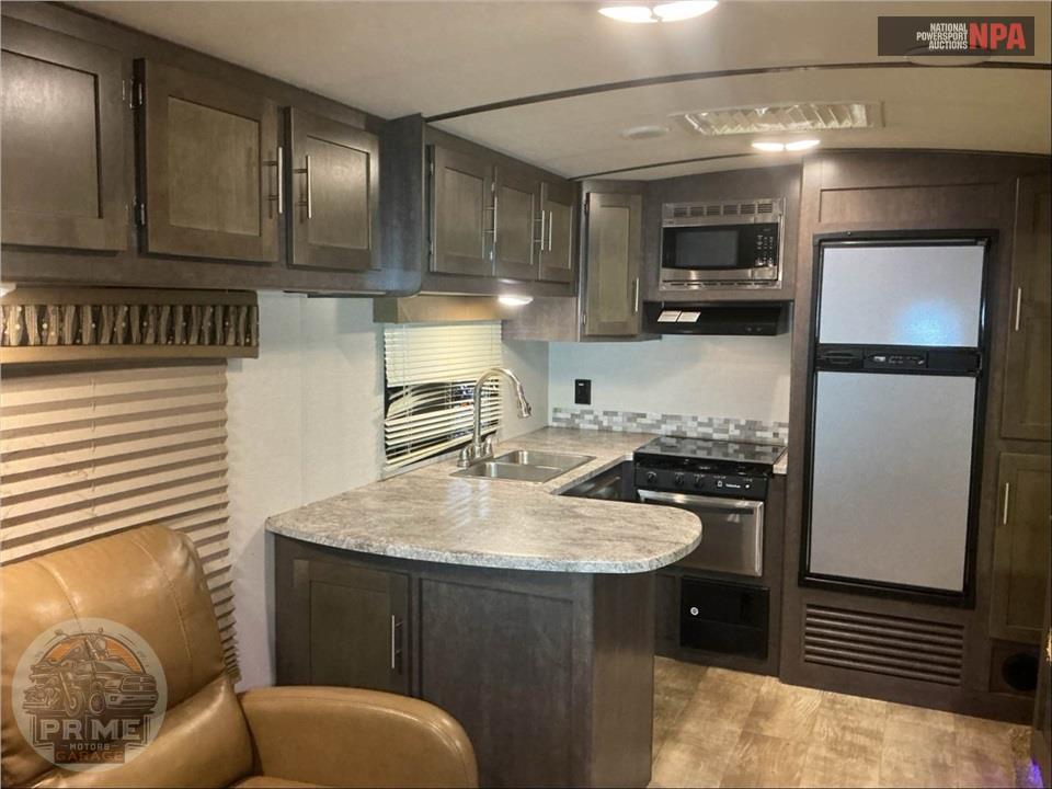 2017 Crossroads Rv M-291 RK - SUNSET TRAIL SUPER LITE SERIES — фото 7