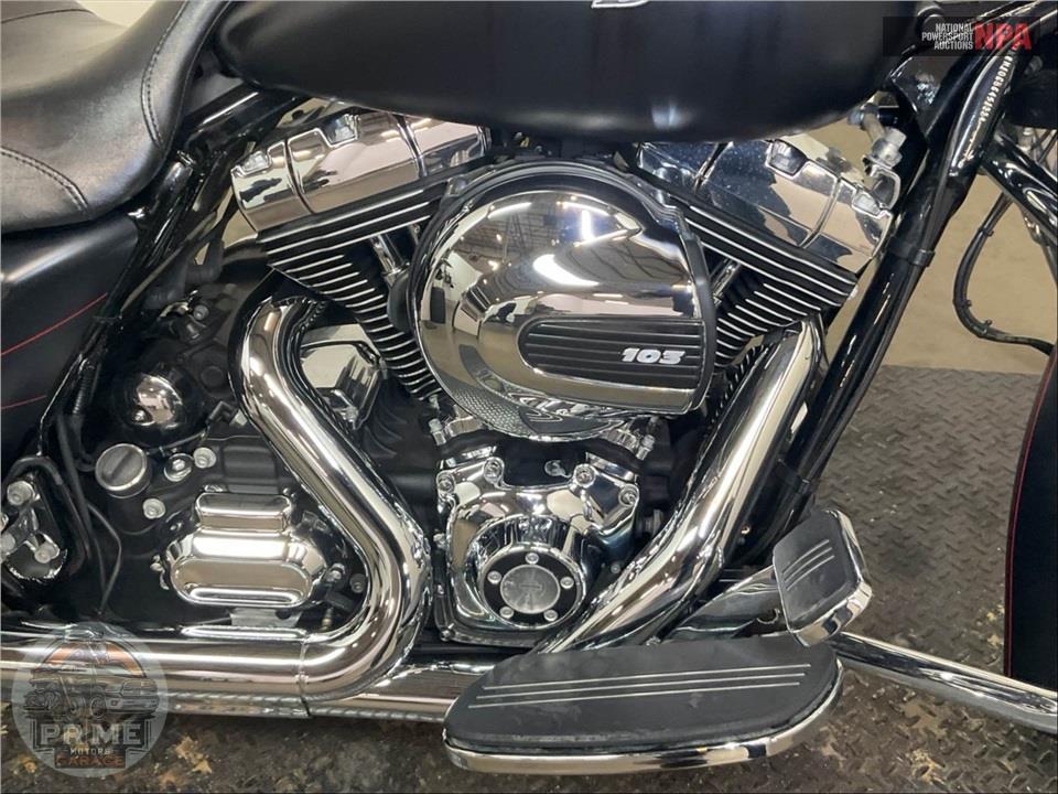 2016 Harley-Davidson FLHXS STREET GLIDE SPECIAL — фото 6